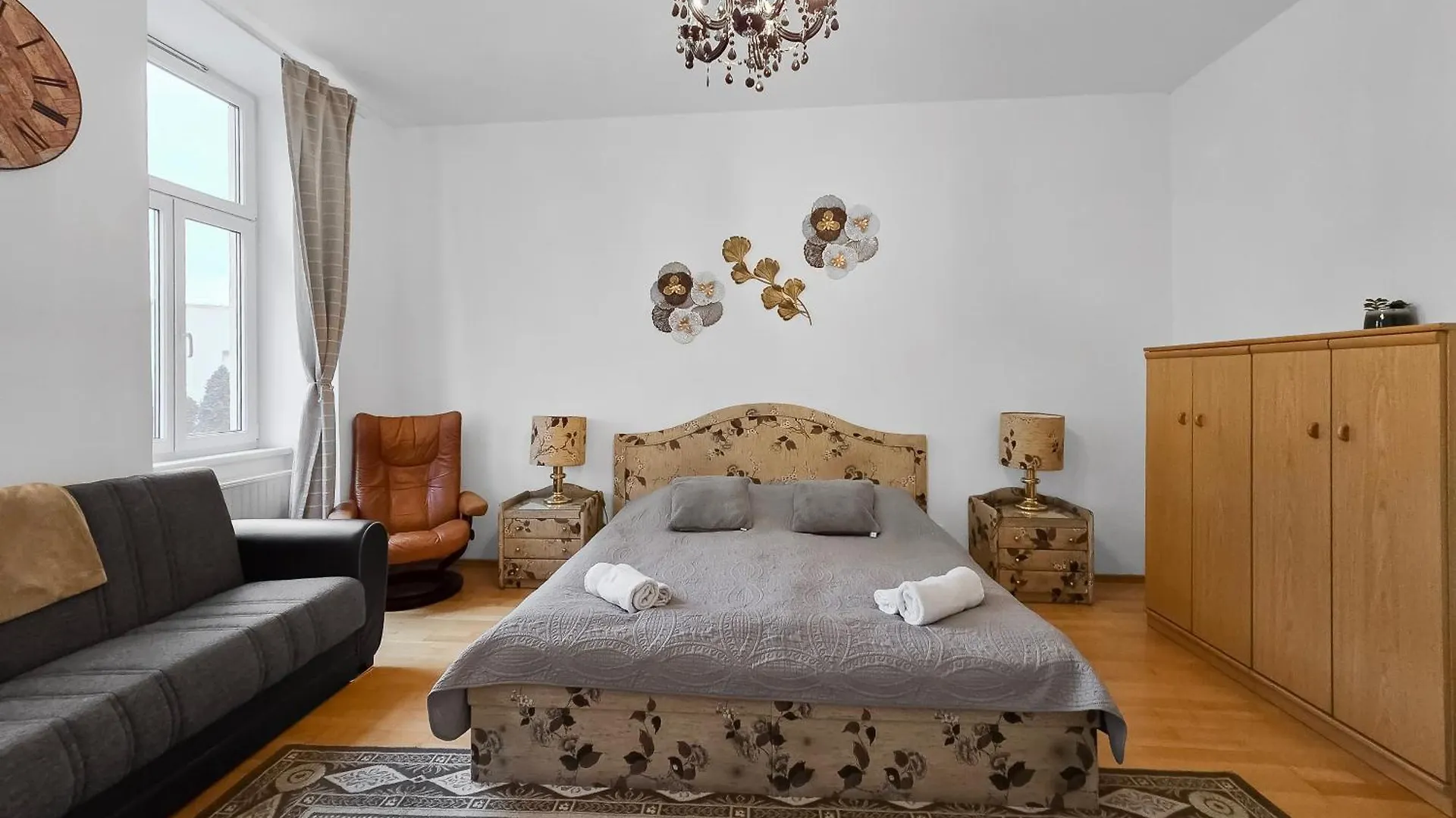 וינה Three-Bedroom Sanctuary, King-Size Beds